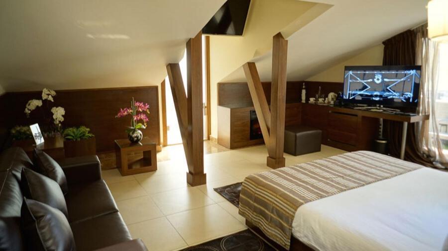 ג'ונייה Hotel Xperience מראה חיצוני תמונה